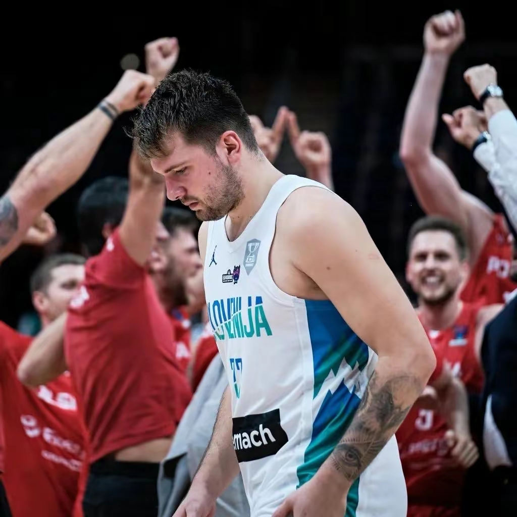 NBA季后赛倒计时，皇家马德里集结日再遭质疑，细节引发关注，底气十足，临场指挥获称赞的简单介绍-九游娱乐官方