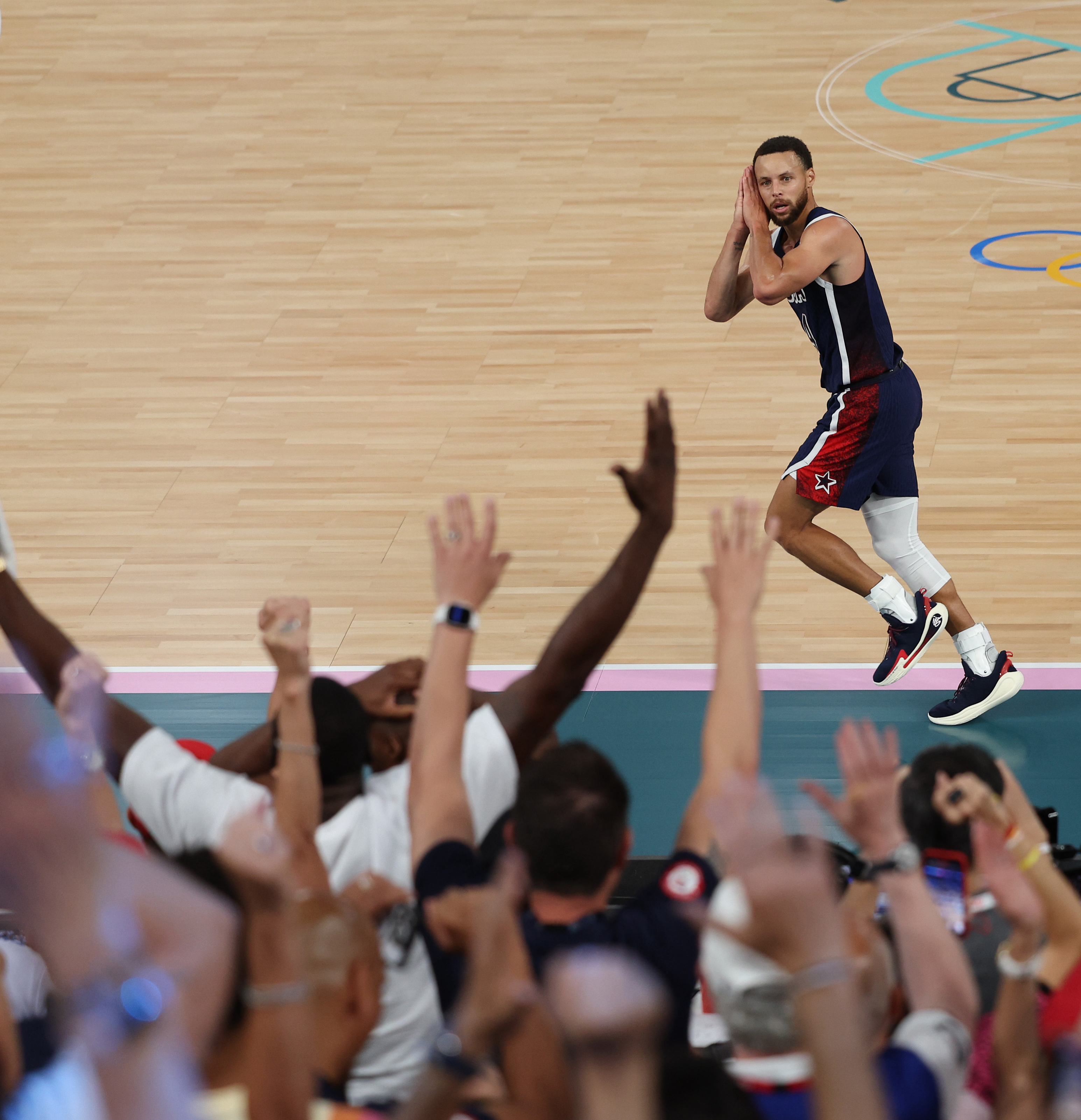 关于圣安东尼奥马刺发布备战花絮，今晨止住颓势，欧篮联任务艰巨，更衣室氛围转暖的信息-九游